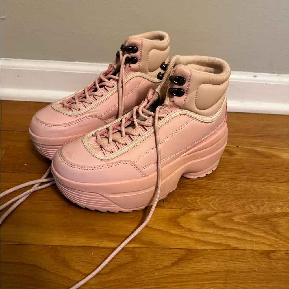 Dolls Kill Platform sneakers